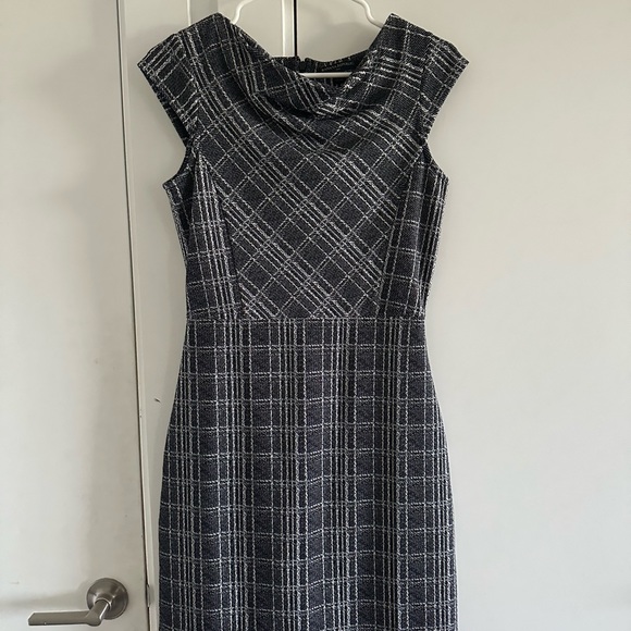 BANANA REPUBLIC DRESS - Picture 1 of 3